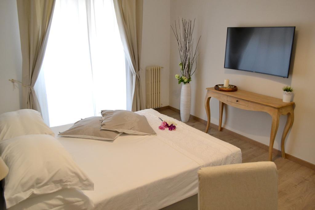 Piccolo Borgo Antico Hotel Firenze Bagian luar foto